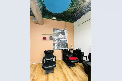 2024 W Montrose Avenue, Chicago, IL 60618 - Photo 3