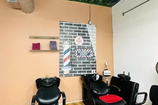 2024 W Montrose Ave, Chicago, IL 60618 - Photo 3