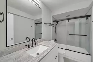 [Address not provided], Wheeling, IL 60090 - Photo 19