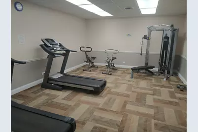 [Address not provided], Wheeling, IL 60090 - Photo 29