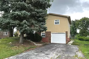 16101 Debra Dr, Oak Forest, IL 60452 - Photo 1