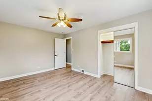 9719 S 81st Ave, Palos Hills, IL 60465 - Photo 11