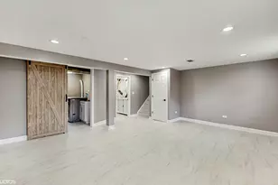 9719 S 81st Ave, Palos Hills, IL 60465 - Photo 19