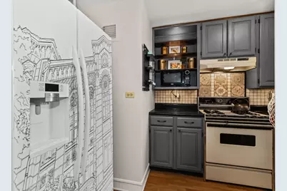 1585 Ridge Avenue #506, Evanston, IL 60201 - Photo 9