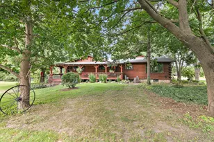 41W591 Lenz Rd, Elgin, IL 60124 - Photo 5