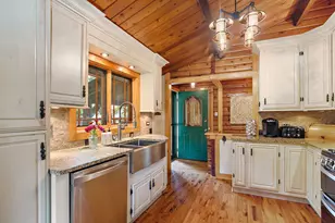 41W591 Lenz Rd, Elgin, IL 60124 - Photo 9