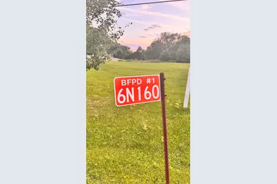 6N160 Garden Avenue, Roselle, IL 60172 - Photo 1