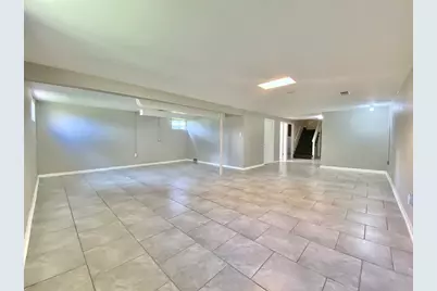 618 E 159th Place, South Holland, IL 60473 - Photo 17