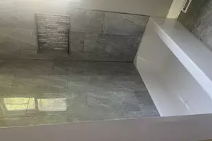 8135 S Muskegon Ave, Chicago, IL 60617 - Photo 13