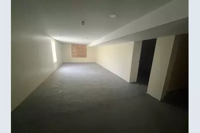 8135 S Muskegon Avenue, Chicago, IL 60617 - Photo 15