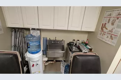 277 N York Street, Elmhurst, IL 60126 - Photo 17