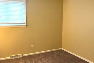 5110 Arquilla Dr, Richton Park, IL 60471 - Photo 9