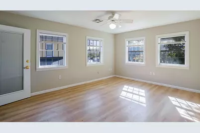 504 E Church Street, Champaign, IL 61820 - Photo 25