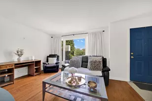 3617 W 63rd Pl, Chicago, IL 60629 - Photo 5