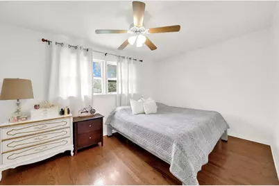 3617 W 63rd Place, Chicago, IL 60629 - Photo 9