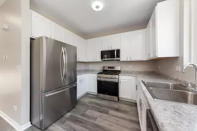 6407 Coyote Ridge Court, Plainfield, IL 60586 - Photo 3