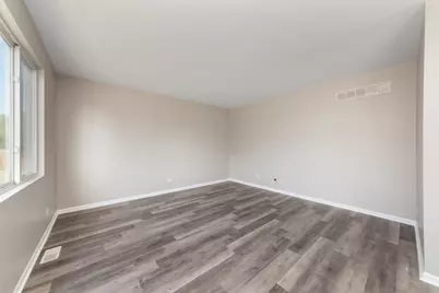 6407 Coyote Ridge Court, Plainfield, IL 60586 - Photo 5