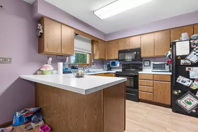 104 Deerpath Way, Poplar Grove, IL 61065 - Photo 3