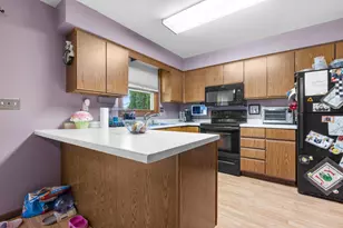 104 Deerpath Way, Poplar Grove, IL 61065 - Photo 3