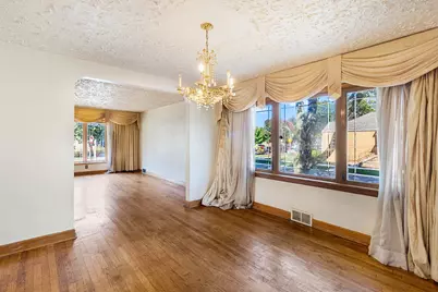 8801 S Clyde Avenue, Chicago, IL 60617 - Photo 7