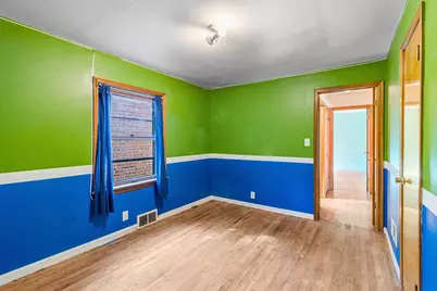 8801 S Clyde Avenue, Chicago, IL 60617 - Photo 13