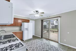 502 Richard Ct, Mahomet, IL 61853 - Photo 9