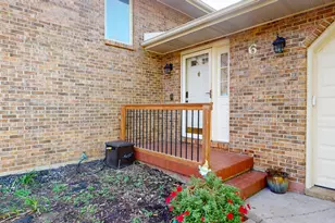 6 Saddlewood Ct, Sugar Grove, IL 60554 - Photo 5