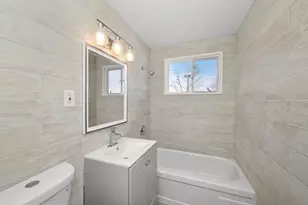 226 S Orchard Dr, Park Forest, IL 60466 - Photo 13