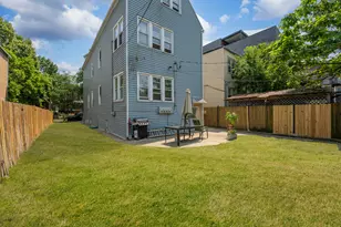 2826 N Rockwell St, Chicago, IL 60618 - Photo 25