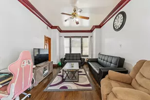 2826 N Rockwell St, Chicago, IL 60618 - Photo 3