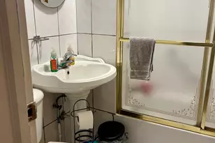 3513 W Beach Ave, Chicago, IL 60651 - Photo 11