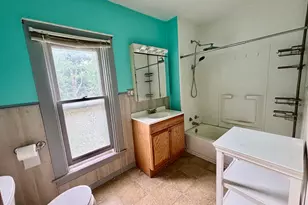 412 W Madison St, Belvidere, IL 61008 - Photo 21