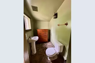 412 W Madison Street, Belvidere, IL 61008 - Photo 13