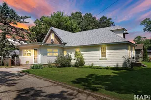 35694 N Laurel Ave, Ingleside, IL 60041 - Photo 1