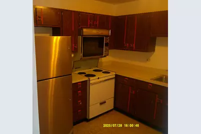 5 E Carriageway Drive #210, Hazel Crest, IL 60429 - Photo 5