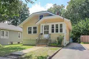 4952 Linscott Ave, Downers Grove, IL 60515 - Photo 1