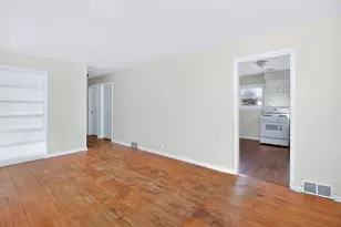 4945 Middaugh Ave, Downers Grove, IL 60515 - Photo 5