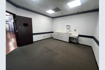 9944 S Roberts Road #107, Palos Hills, IL 60465 - Photo 17