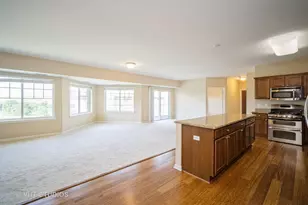 2220 Founders Dr, Northbrook, IL 60062 - Photo 5