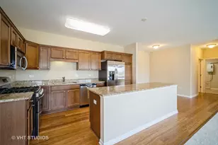 2220 Founders Dr, Northbrook, IL 60062 - Photo 3