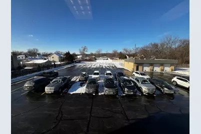 9944 S Roberts Road #208, Palos Hills, IL 60465 - Photo 3