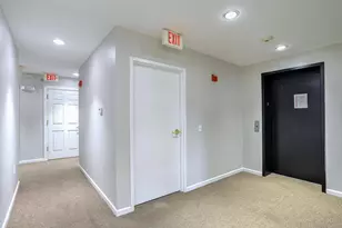 504 E Church St, Champaign, IL 61820 - Photo 23