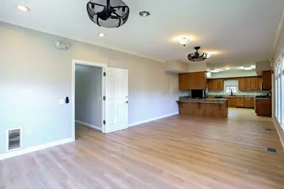 504 E Church Street, Champaign, IL 61820 - Photo 11