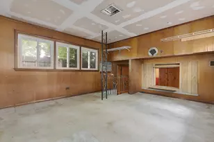 15230 Meadow Ln, Dolton, IL 60419 - Photo 17