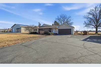 1126 E State Street, Sycamore, IL 60178 - Photo 47