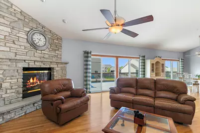 431 Patricia Lane, Hampshire, IL 60140 - Photo 5