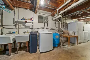 1161 Oak Spring Ln, Libertyville, IL 60048 - Photo 19