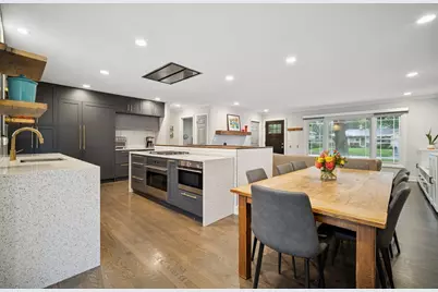 505 Pine Court, Lake Bluff, IL 60044 - Photo 9