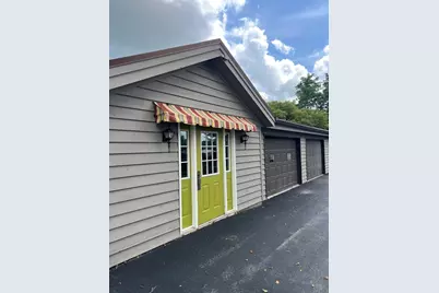 1126 E State Street, Sycamore, IL 60178 - Photo 3