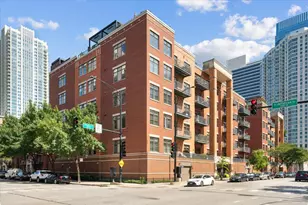 560 W Fulton St, Chicago, IL 60661 - Photo 1